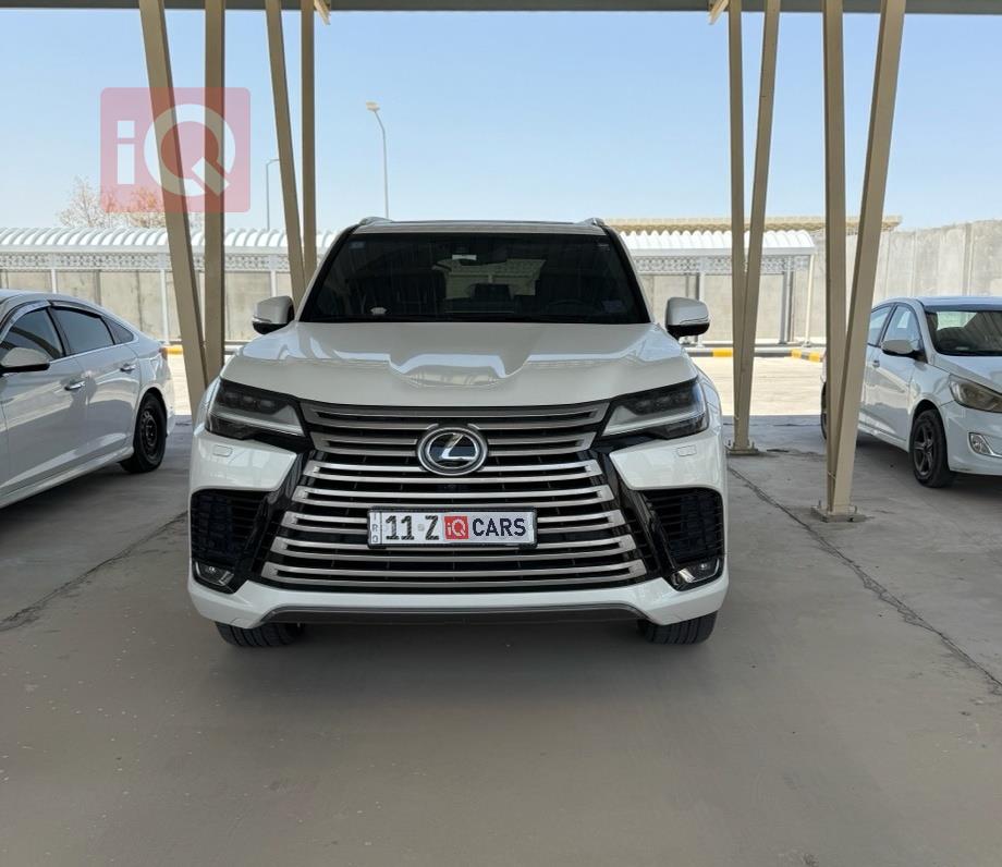 Lexus LX